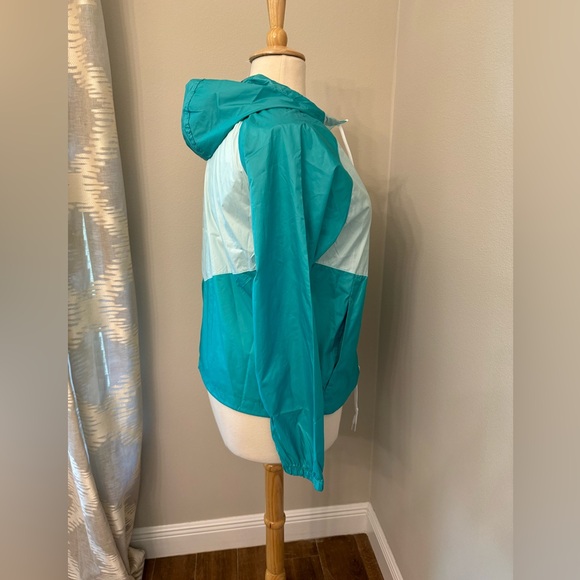 Columbia Jacket 🩵 - Picture 4 of 6